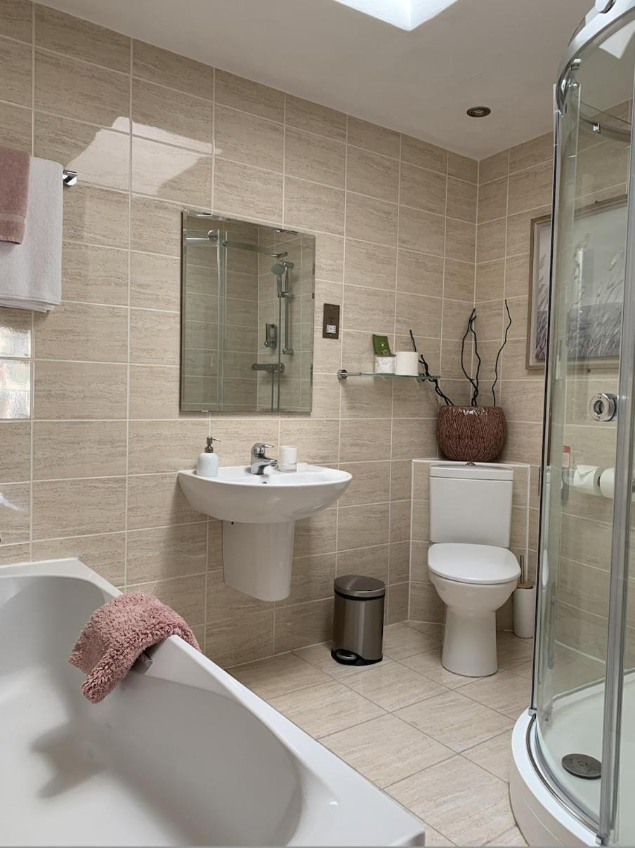 Bath House Hotel Chard Phòng bức ảnh